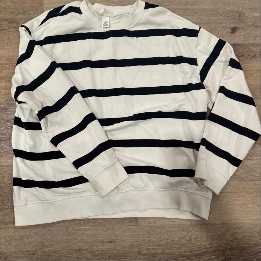 H&M Black and White Striped Sweatshirt